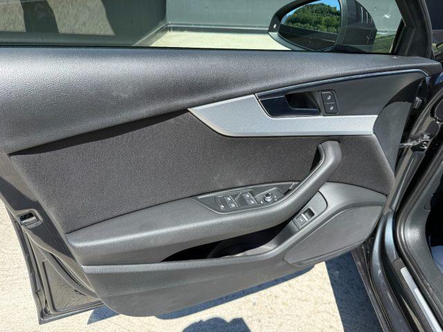 AUDI A4 Avant 3.0 TDI quattro tiptronic Design Pano Navi
