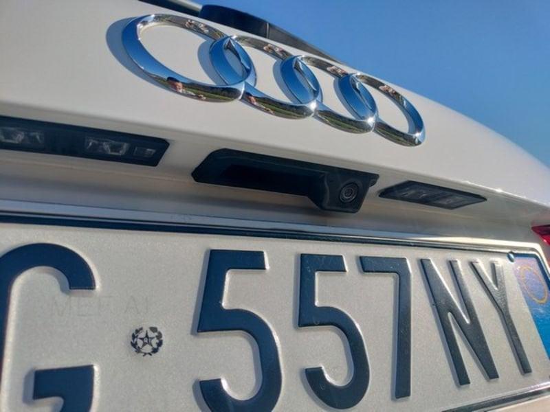 Audi Q3 35 TDI quattro S tronic Business