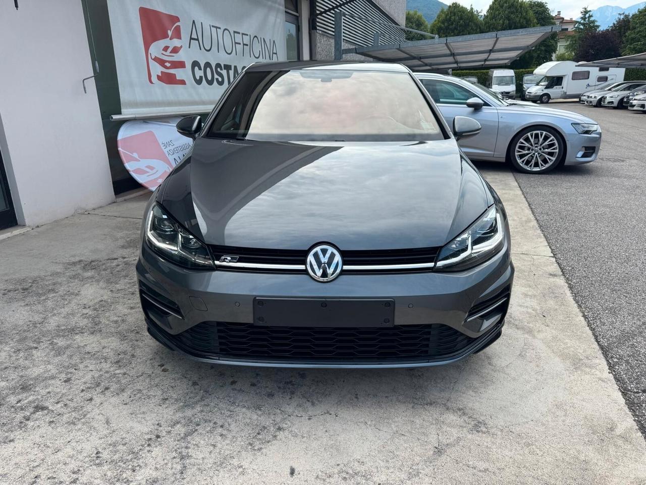 Volkswagen Golf 1.5 TSI ACT 5p. R-LINE