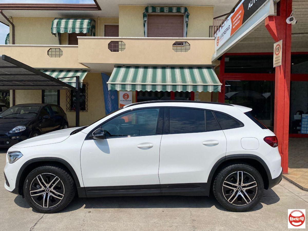 MERCEDES - Classe GLA - 200 d Automatic Sport Plus
