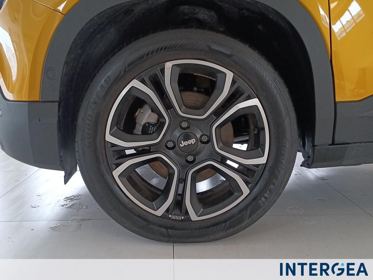 JEEP Avenger 1.2 turbo e-hybrid mhev Summit fwd 110cv edct6