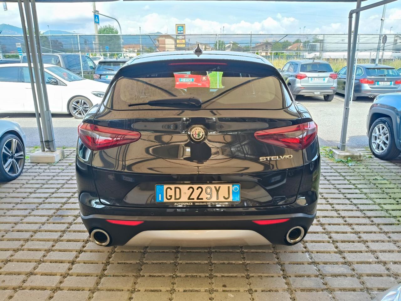 Alfa Romeo Stelvio 2.2 Turbodiesel 160 CV AT8 RWD Super