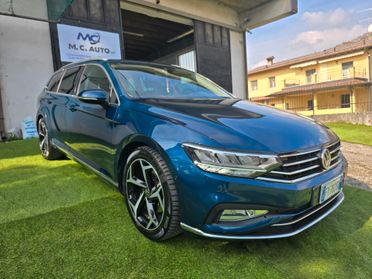 VW Passat 2.0 TDI 150CV DSG Executive -2019