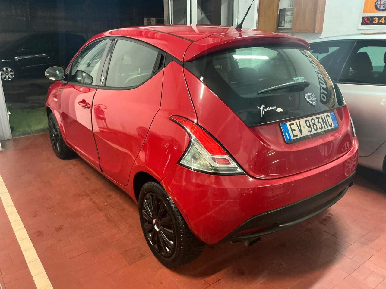 Lancia Ypsilon 1.2 69 CV 5 porte S&S Elefantino 2014