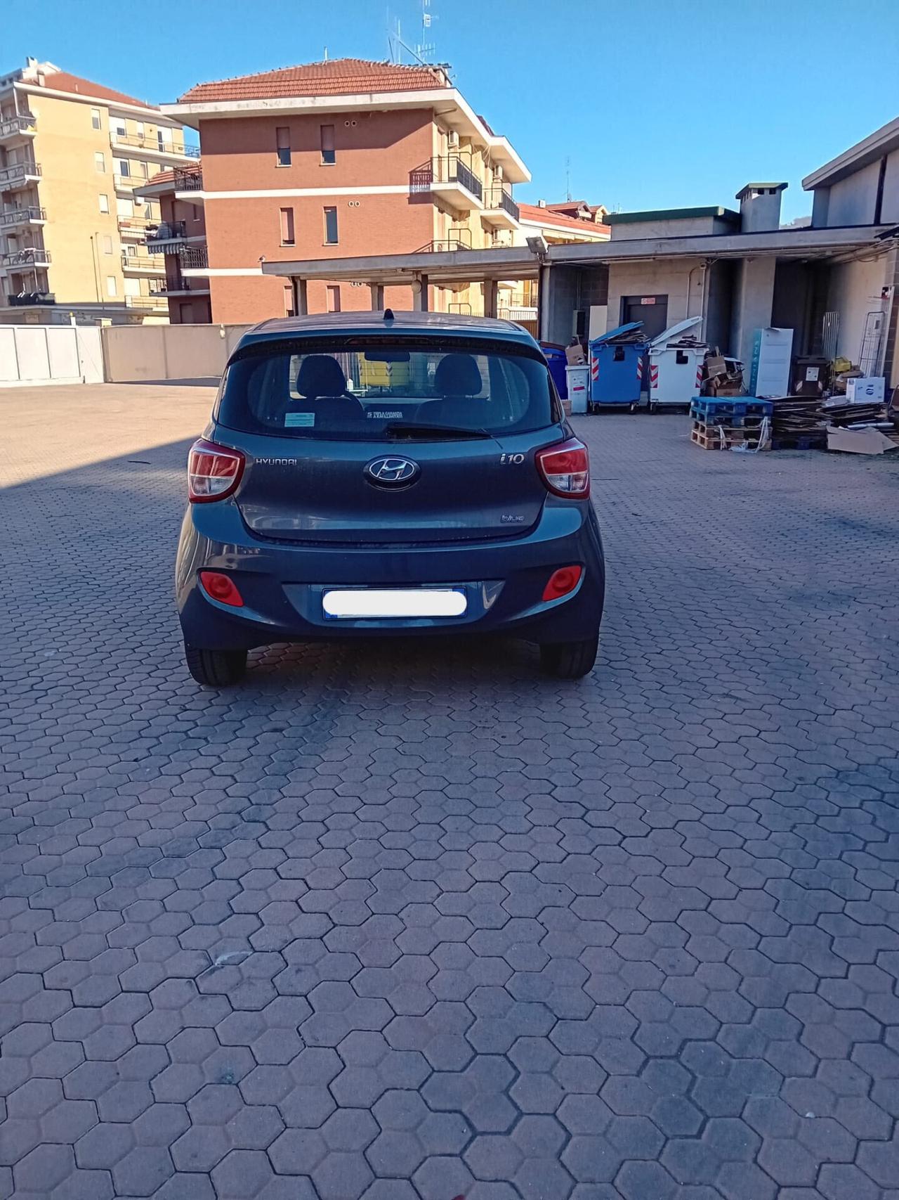 Hyundai i10