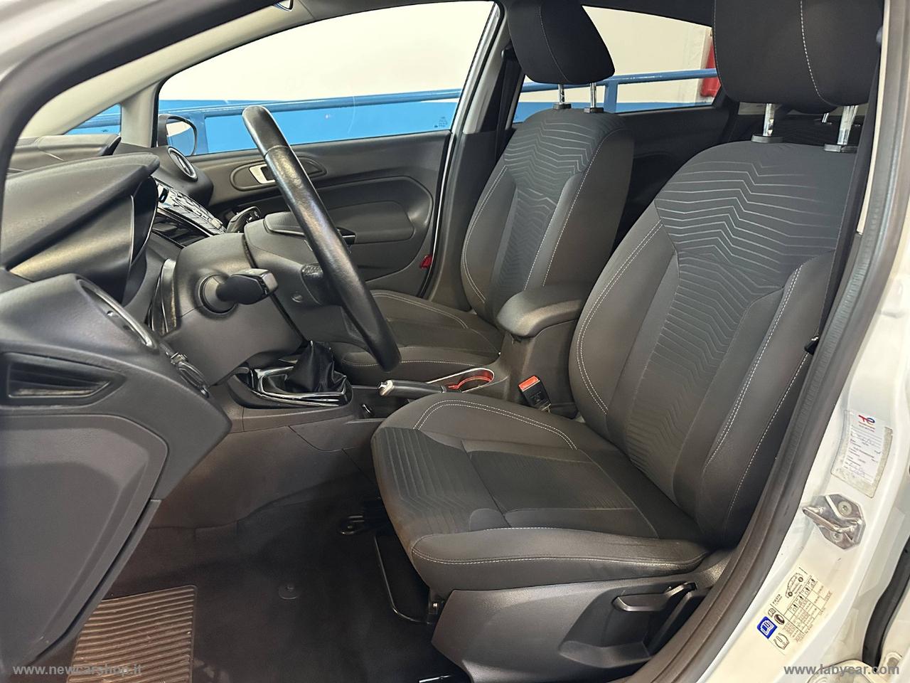 FORD Fiesta 1.0 80 CV 5p. Black & White Ed.