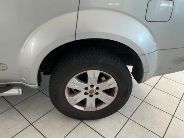 NISSAN Pathfinder 2.5 dCi LE 7 posti