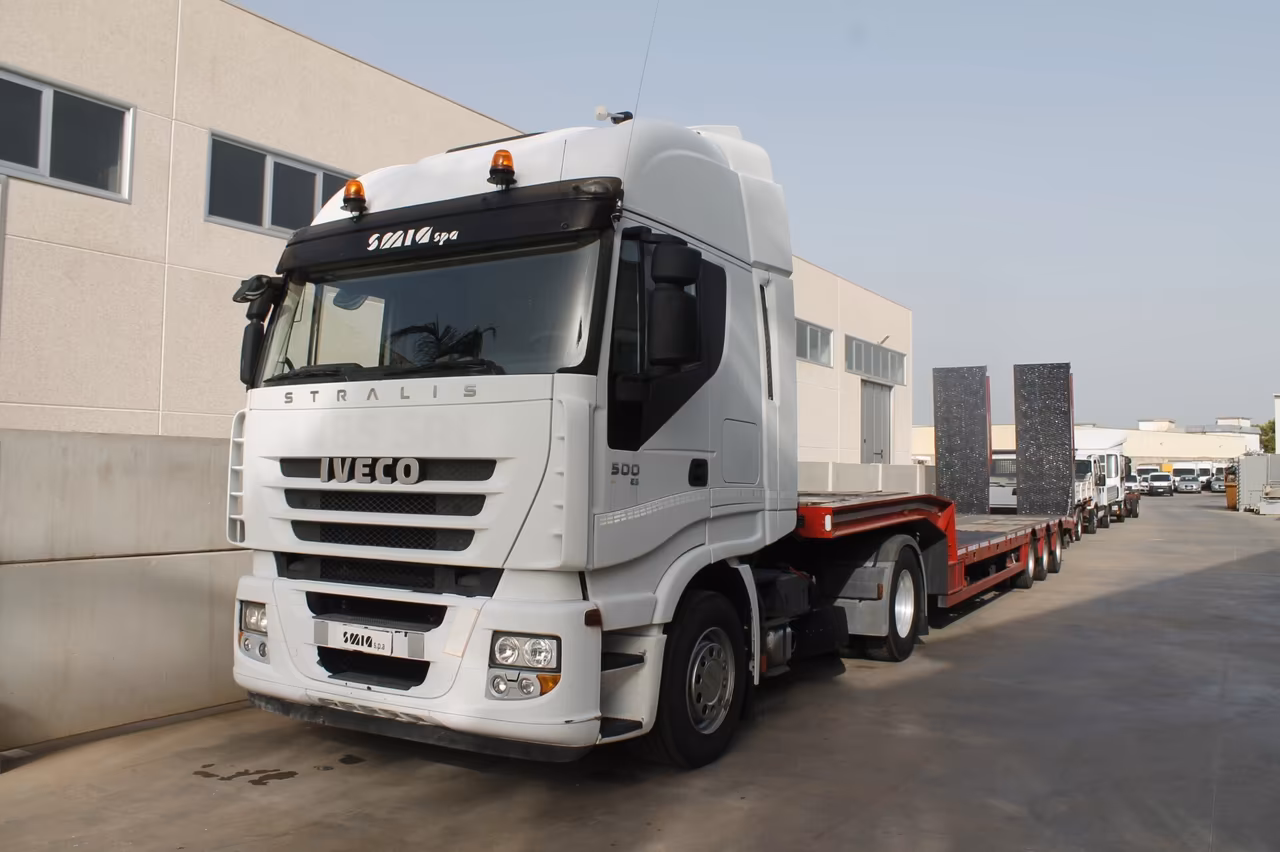 Iveco STRALIS 500 AUTOMATICO CON CARRELLONE RAMPE