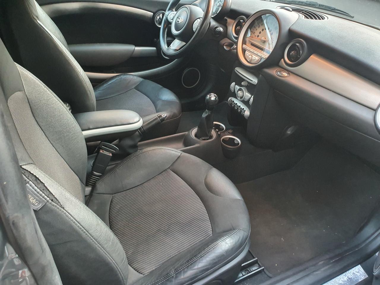 Mini Cooper D Clubman 1.6 110 cv
