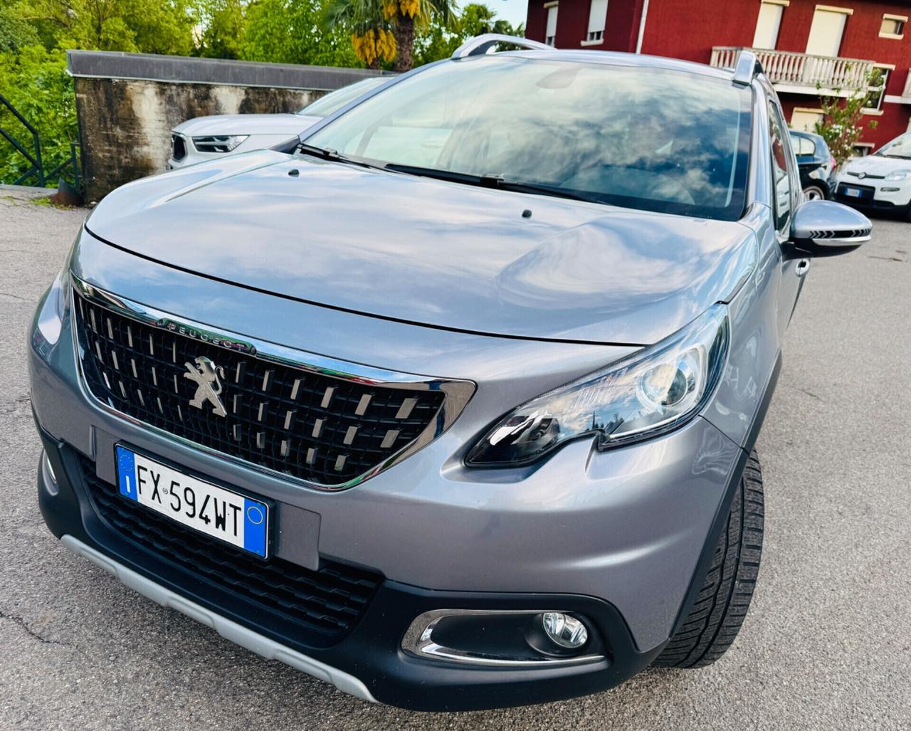 Peugeot 2008 BlueHDi 100 S&S Allure!!!