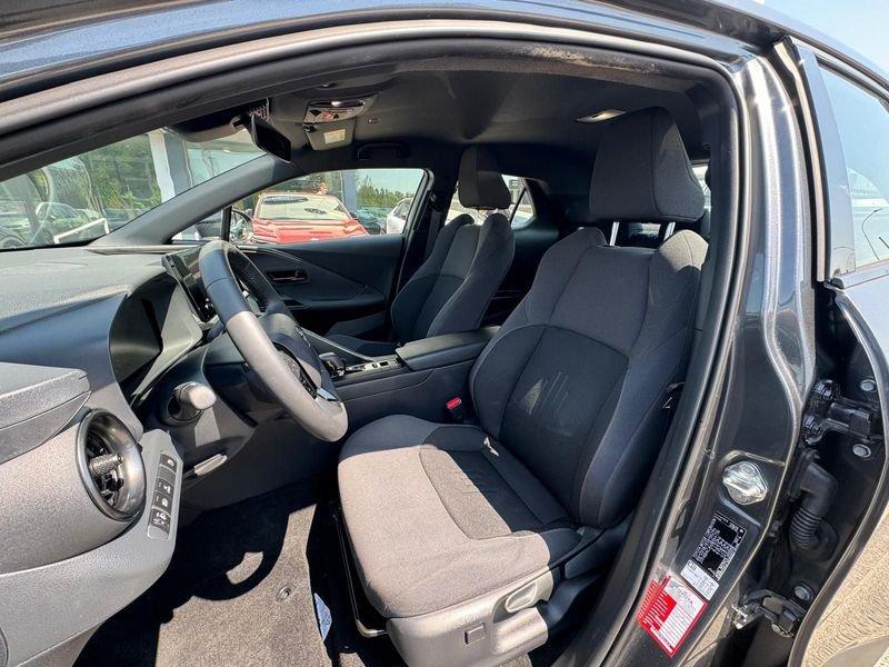 Toyota C-HR 2.0 PHEV E-CVT Active