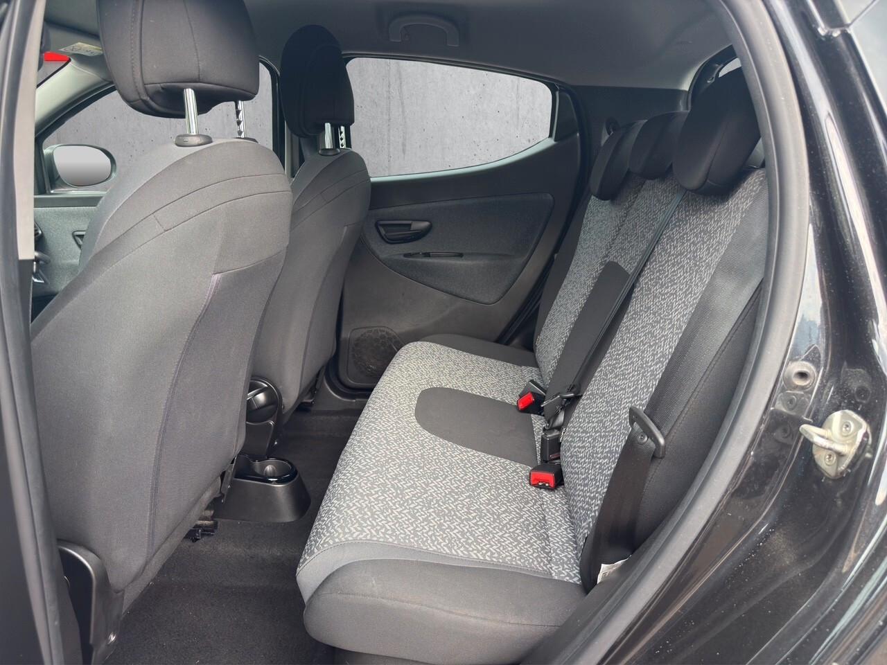 Lancia Ypsilon 1.0 FireFly 5 porte S&S Hybrid Silver Plus