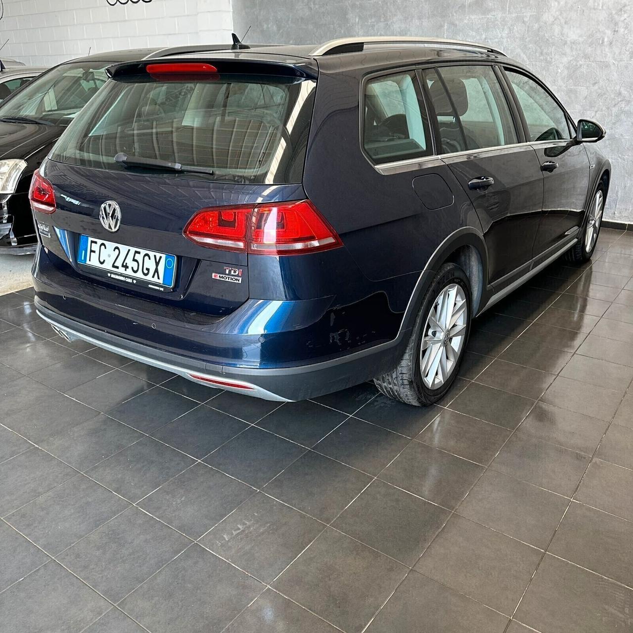 Volkswagen Golf Variant Alltrack 1.6 tdi Executive 110cv 4 Motion