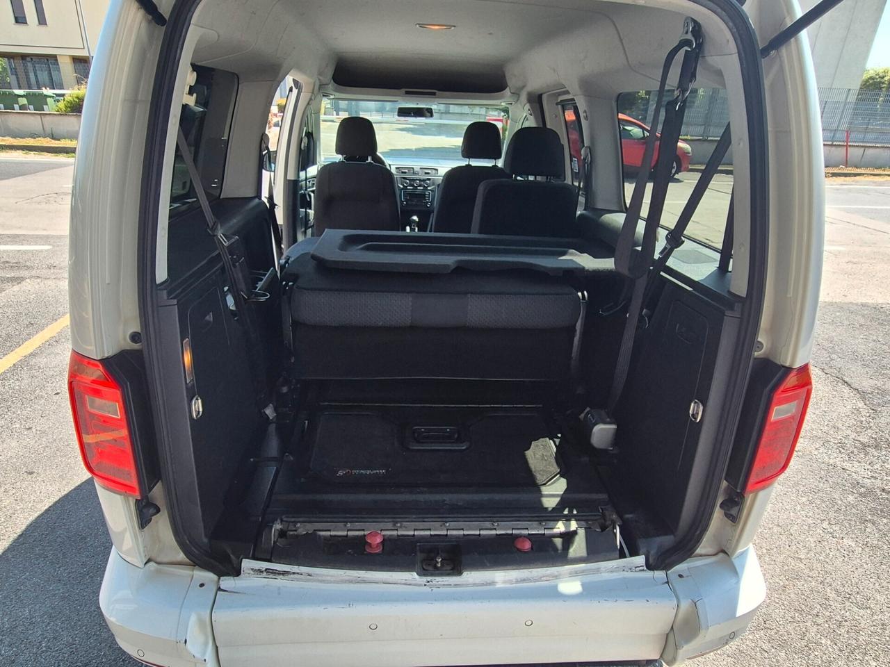 Volkswagen Caddy Pianale Ribassato 2.0 TDI TRASPORTO DISABILI