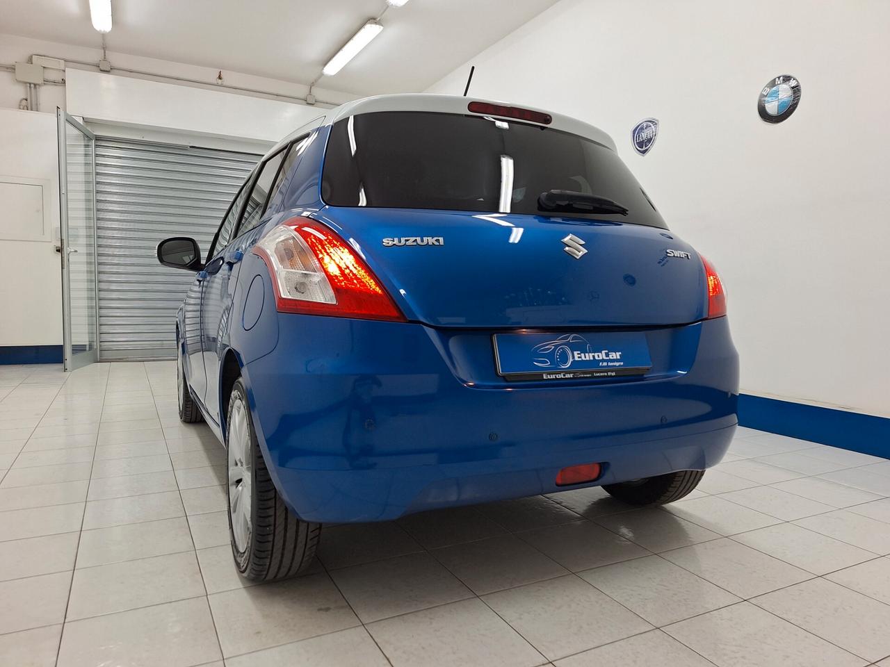 Suzuki Swift 1.3 DDiS 75cv B-Top Bi-Color