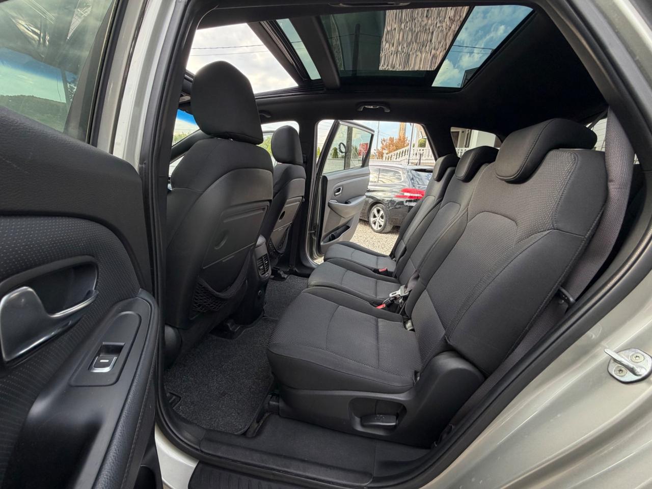 Kia Carens 1.7 CRDi 136 CV Auto Class