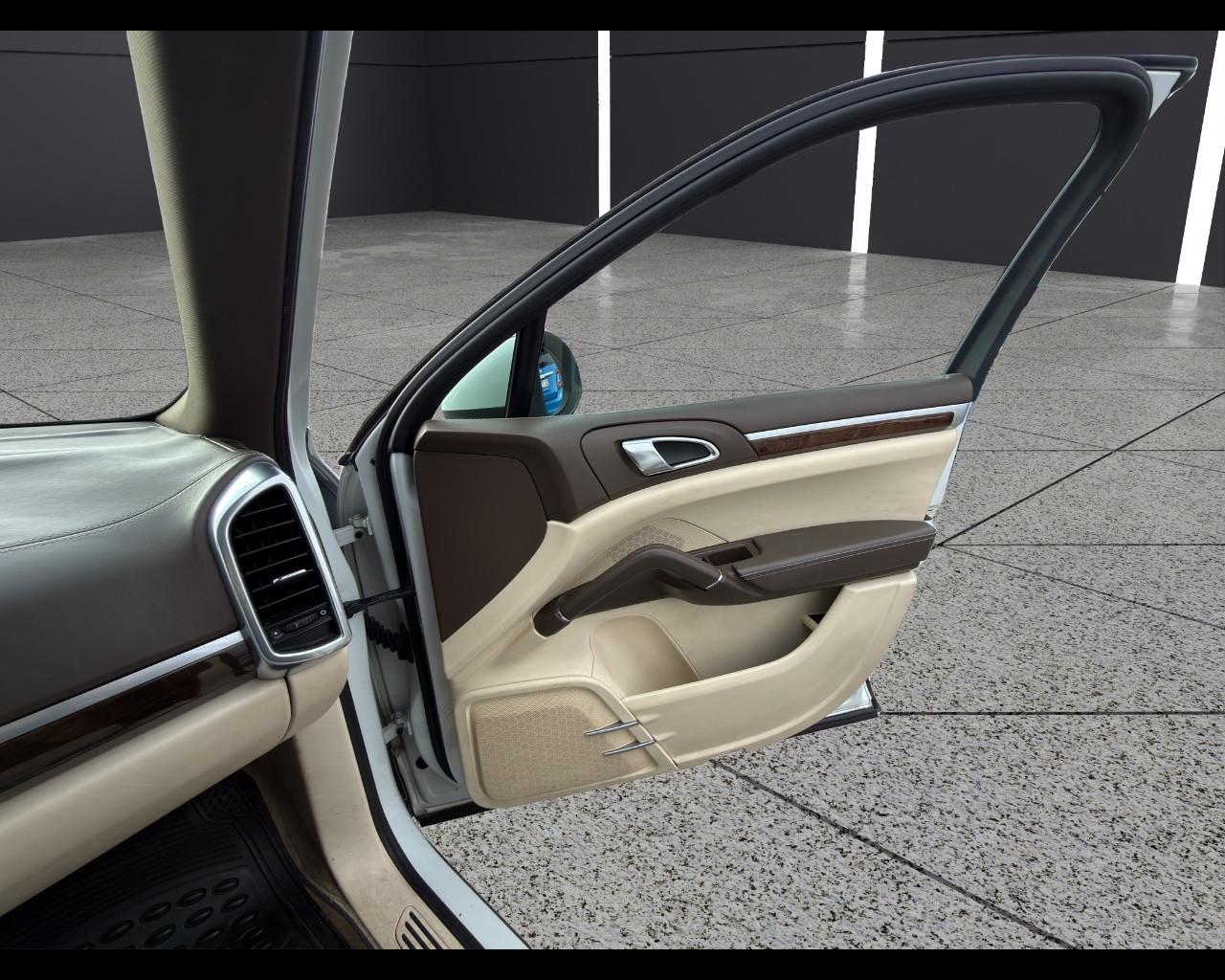 PORSCHE Cayenne 3.0 Diesel