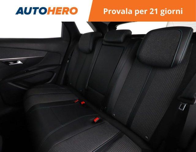 PEUGEOT 3008 Hybrid 225 e-EAT8 Allure Pack