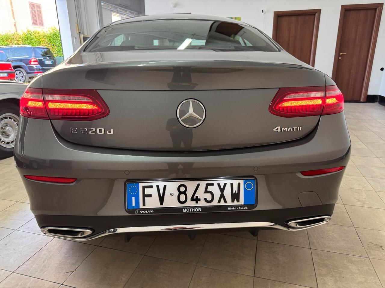 MERCEDES -BENZ E220 4 MATIC COUPè 2019 FULL