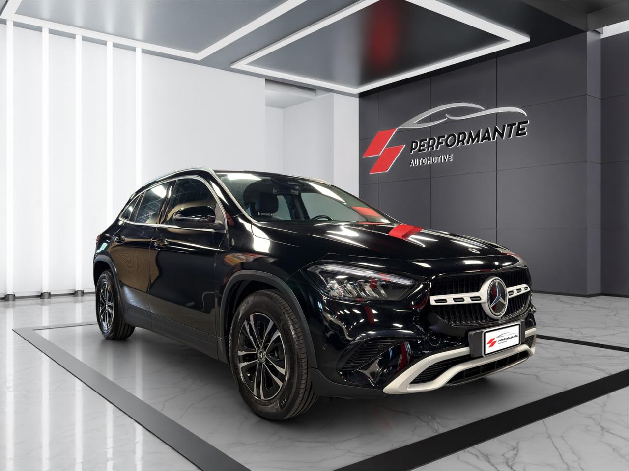 Mercedes GLA 180 d Advanced auto