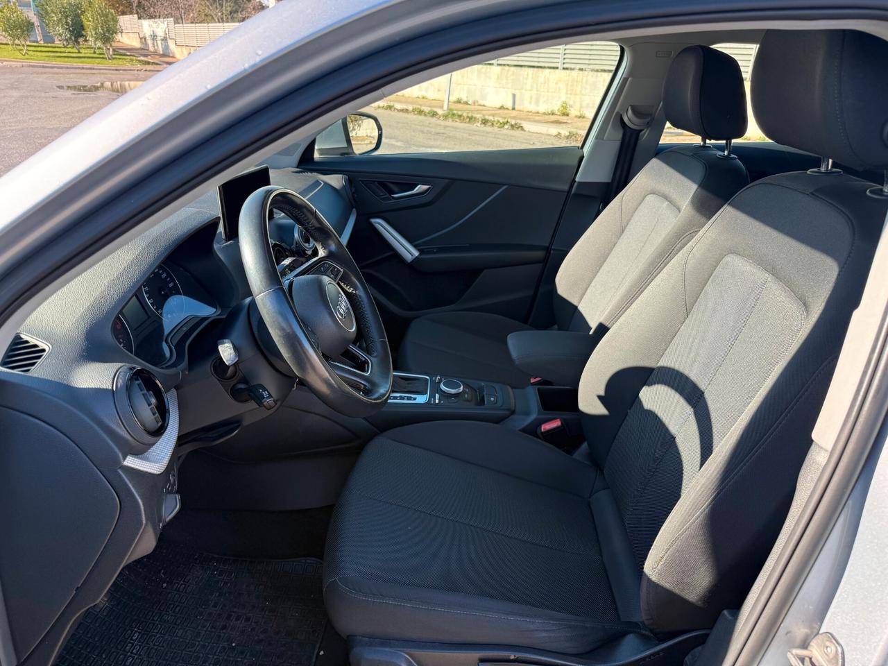 Audi Q2 1.6 TDI S tronic Business