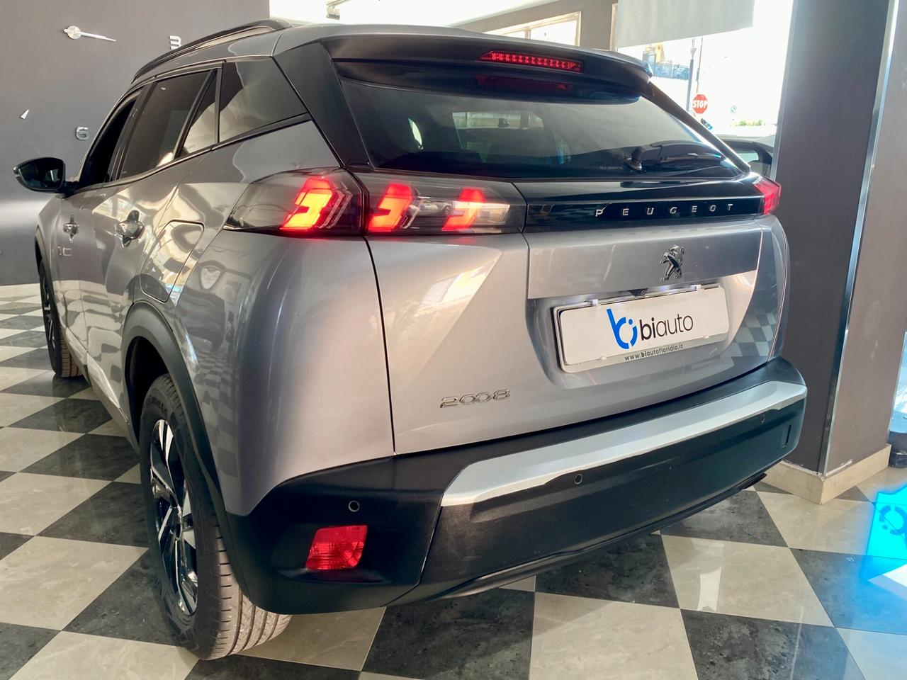 Peugeot 2008 PureTech 100 S&S Allure-2023