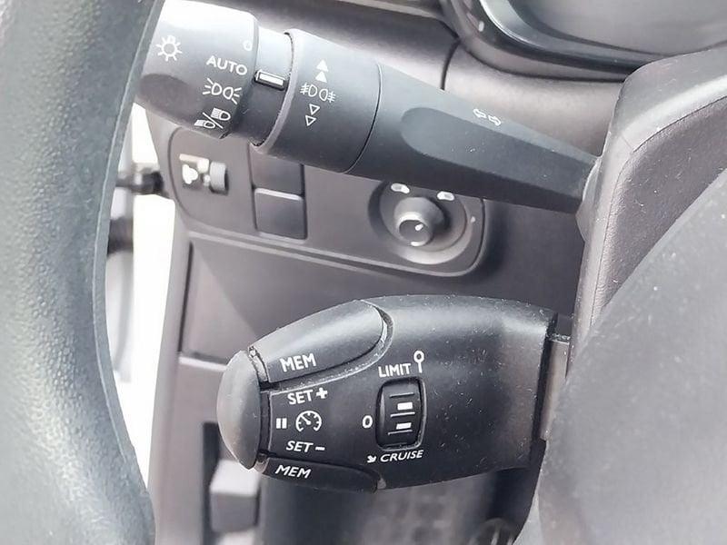 Citroën C3 III 2017 1.2 PureTech 83cv Shine S&S