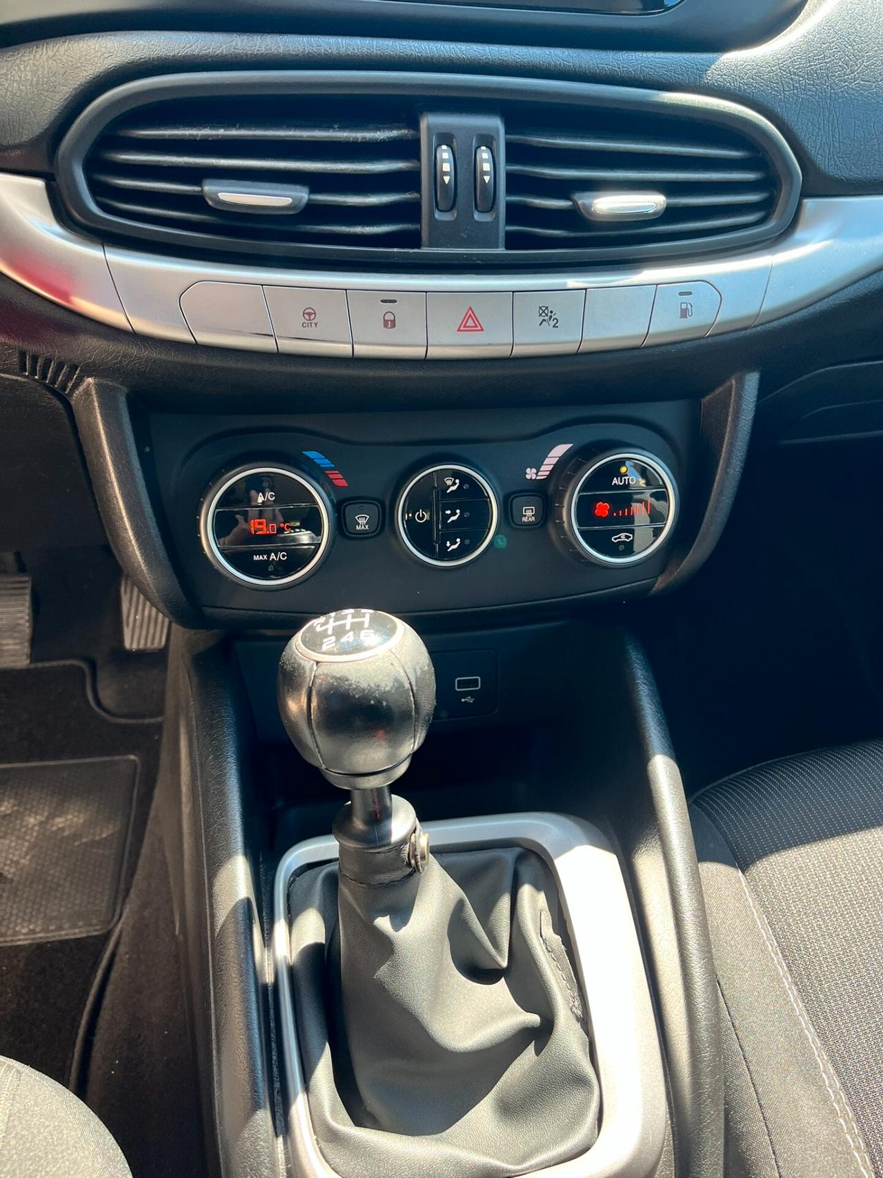 Fiat Tipo 1.4 SW Lounge