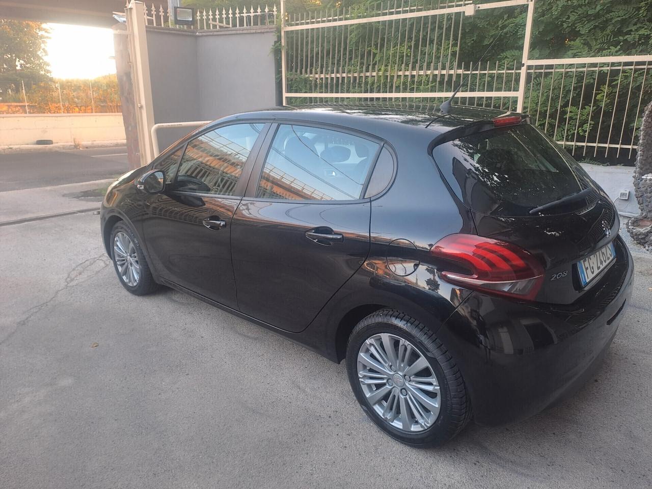 Peugeot 208 BlueHDi 75 5 porte Active.Pochi KM