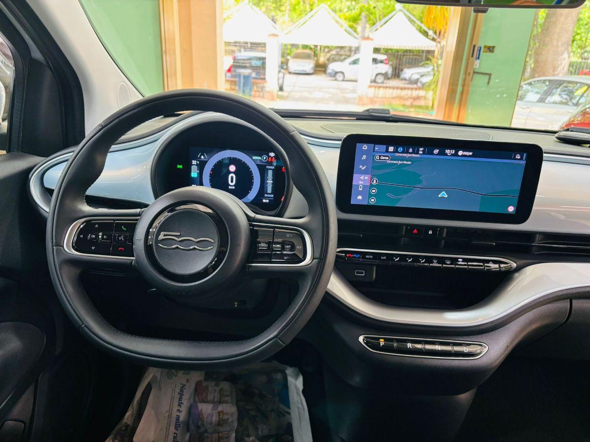 Fiat 500 E 100% elettrica La Prima My'21