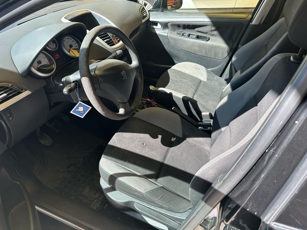 Peugeot 207 1.4 cc diesel(PRIVATO)-2008