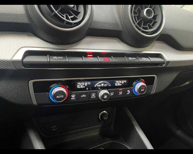 AUDI Q2 30 TFSI Admired Advanced