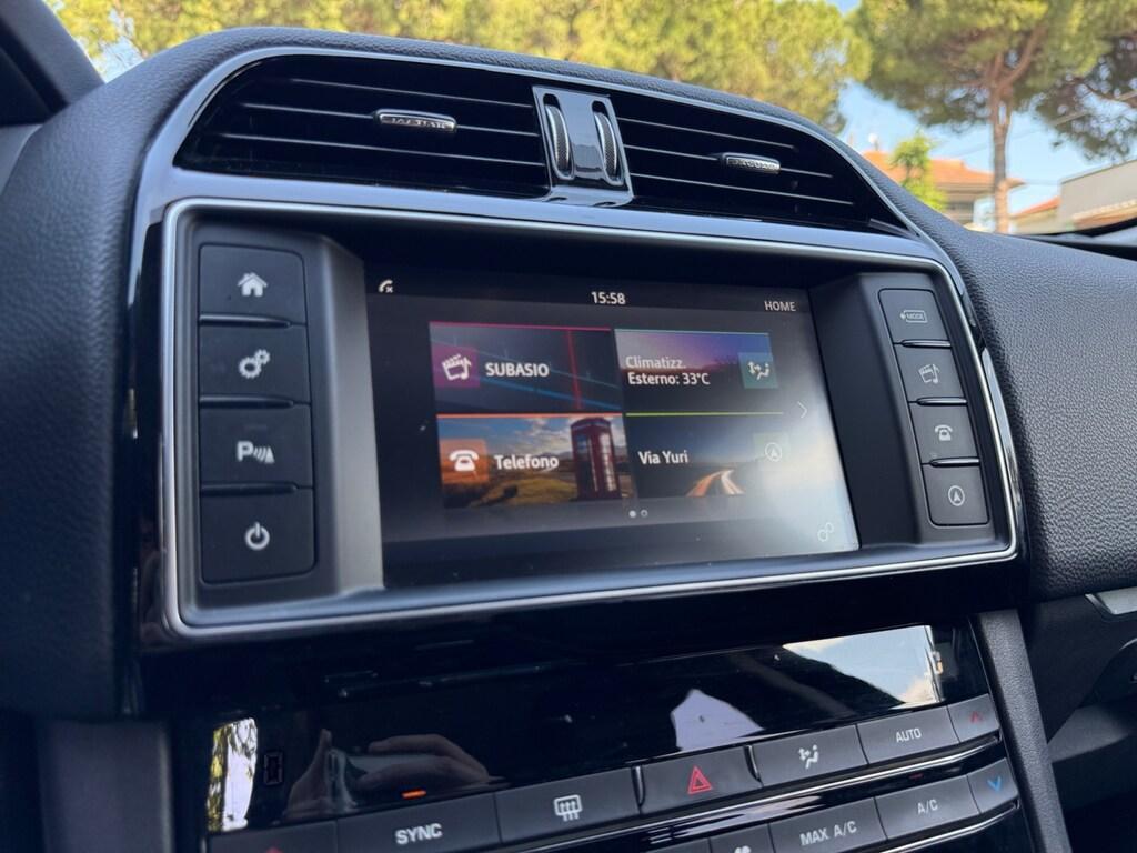 Jaguar F-Pace Prestige 180cv auto