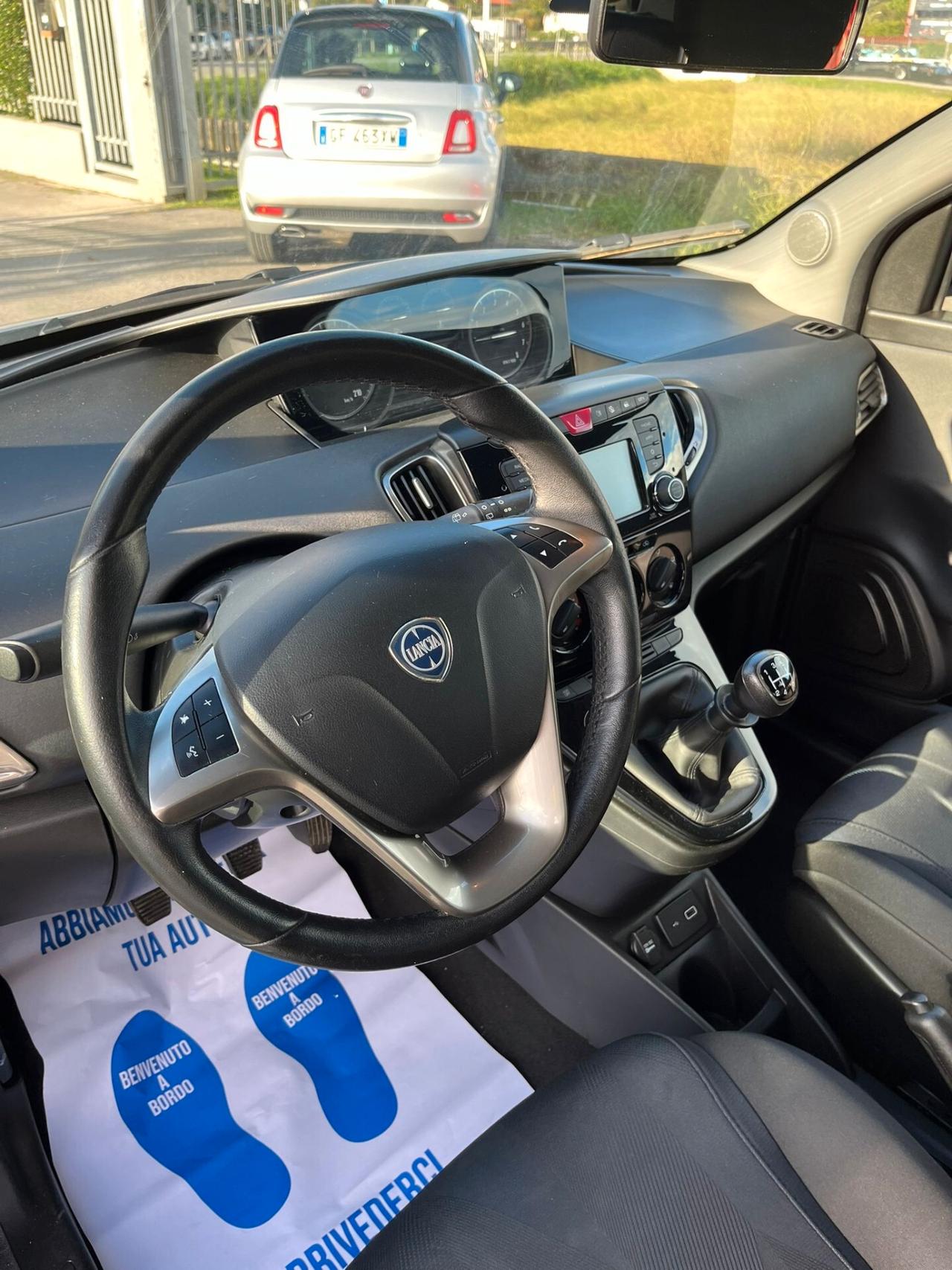 Lancia Ypsilon 1.2 69 CV 5 porte S&S Elefantino Blu