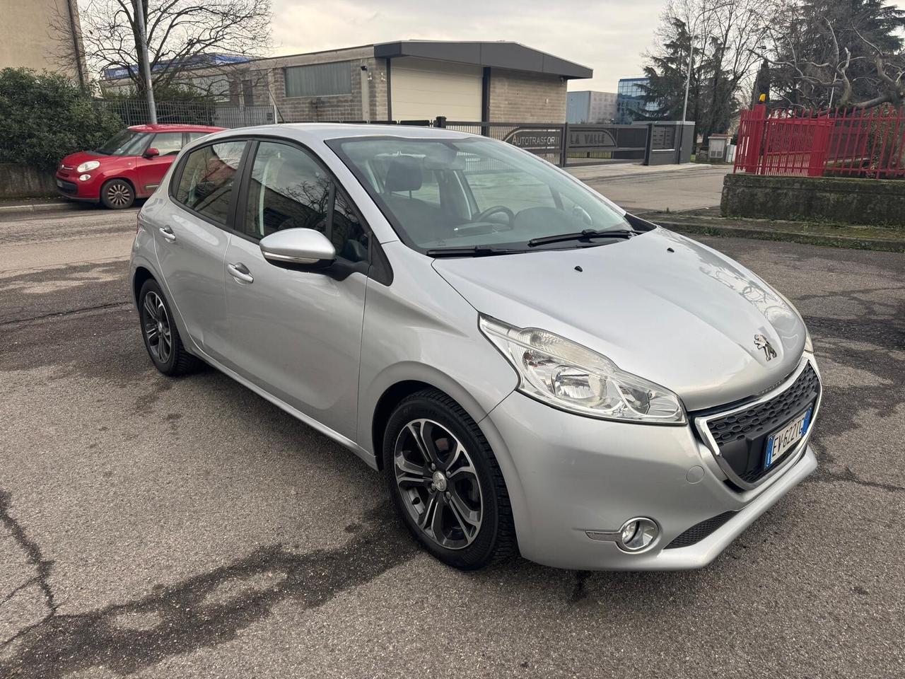 Peugeot 208 1400 Gpl fino 2034