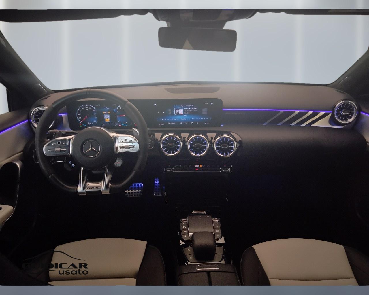 Mercedes-Benz Classe A - W177 2018 - A AMG 35 4matic auto