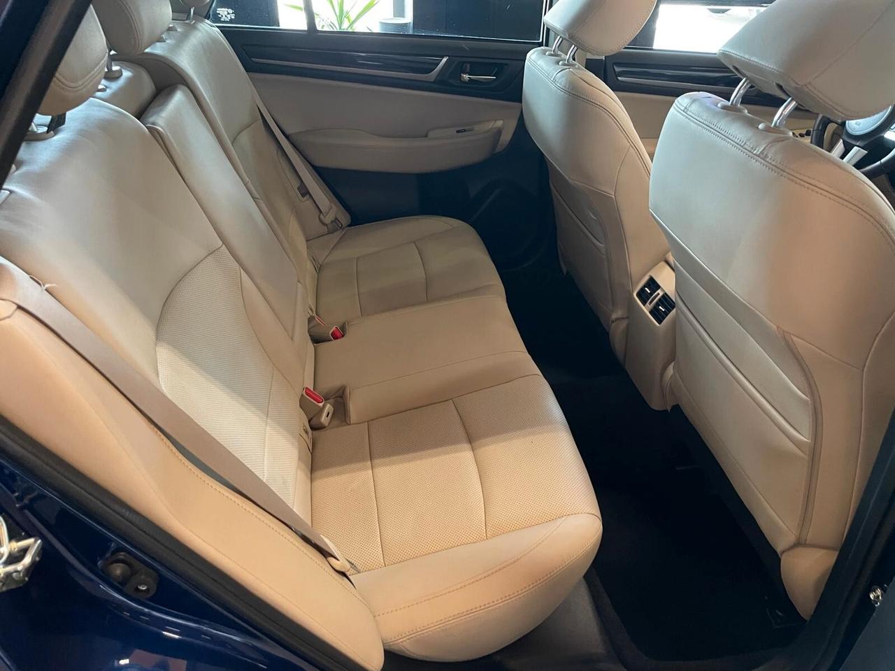 Subaru OUTBACK 2.0d-S Lineartronic Unlimited