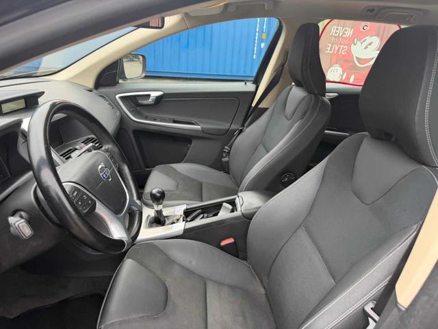 VOLVO XC60 2.4 D 175 CV FWD DRIVe Summum senza lavoro da fare