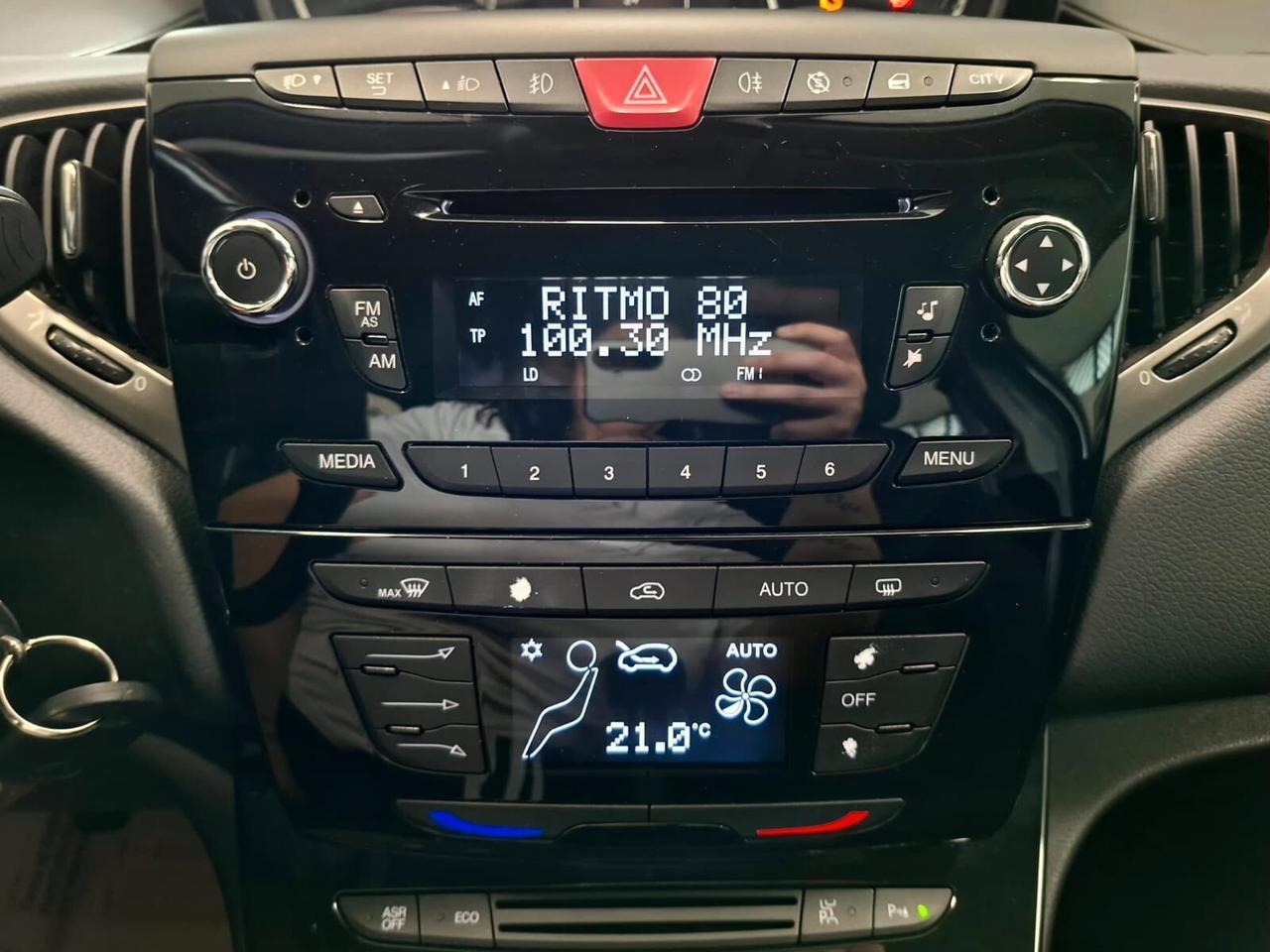 Lancia Ypsilon 0.9 t.air 85cv Platinum 2011