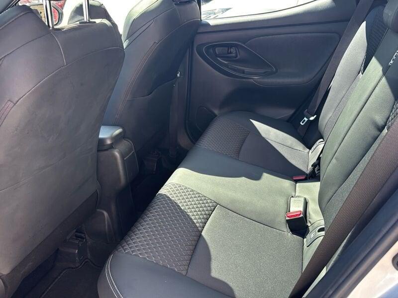 Toyota Yaris Hybrid Lounge MY22
