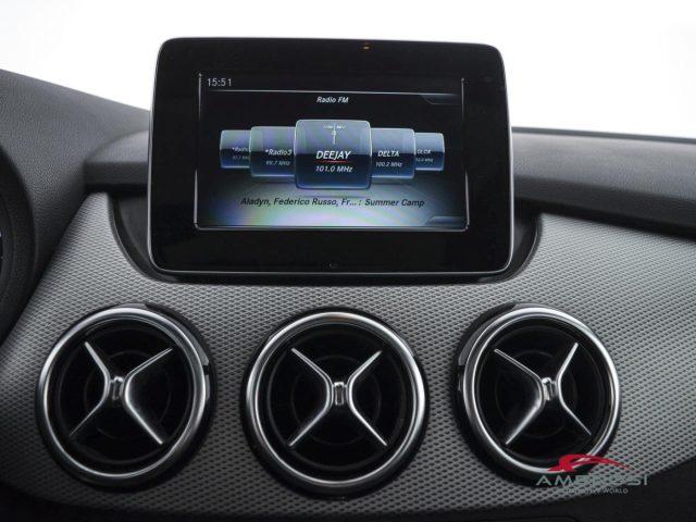 MERCEDES-BENZ CLA sse B 180 CDI Sport