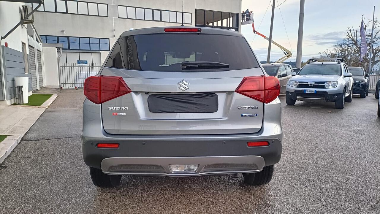 Suzuki Vitara 1.4 Hybrid Cool solo 21.000km