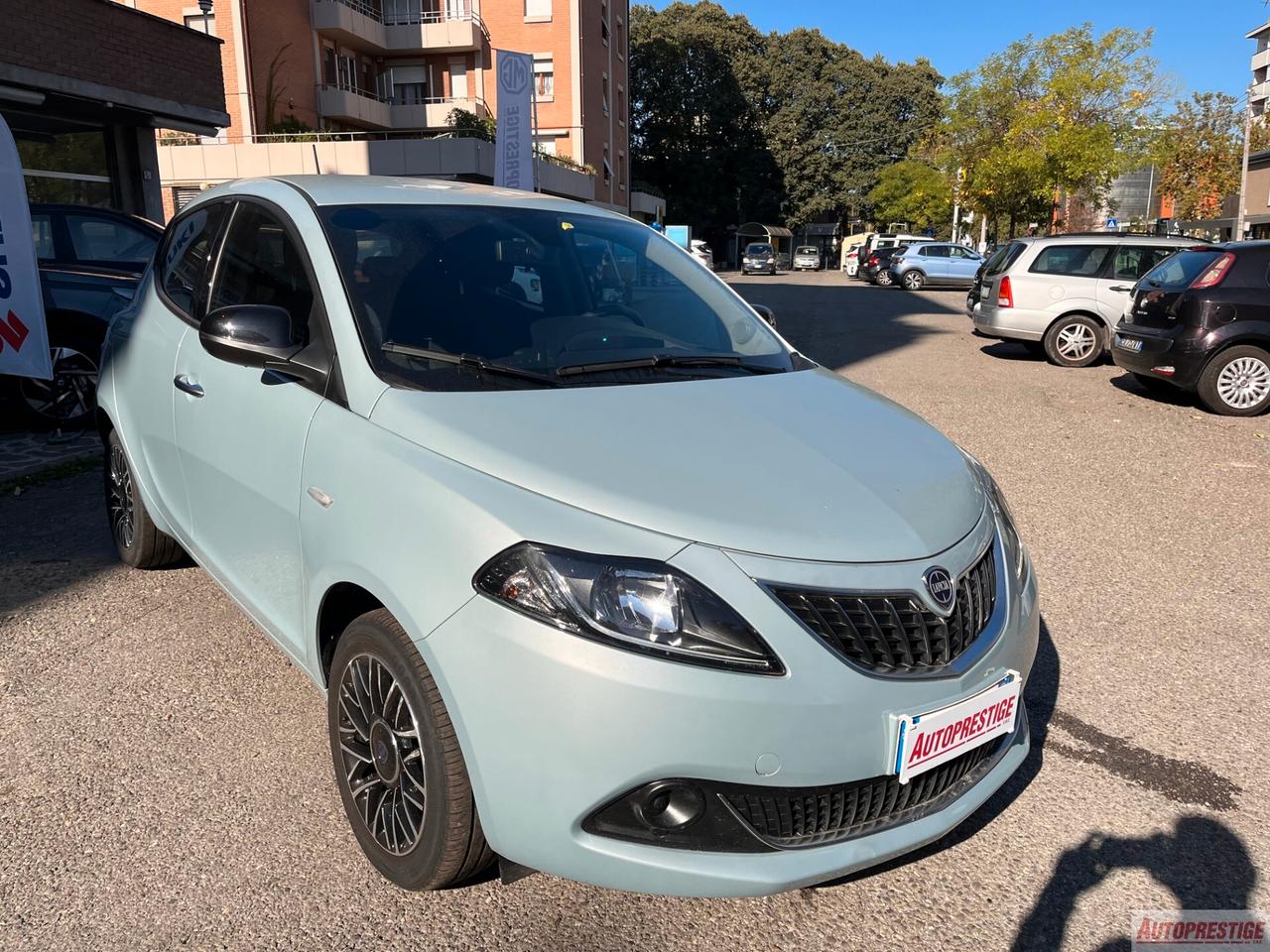 Lancia Ypsilon 1.0 FireFly 5 porte S&S Hybrid Gold Plus