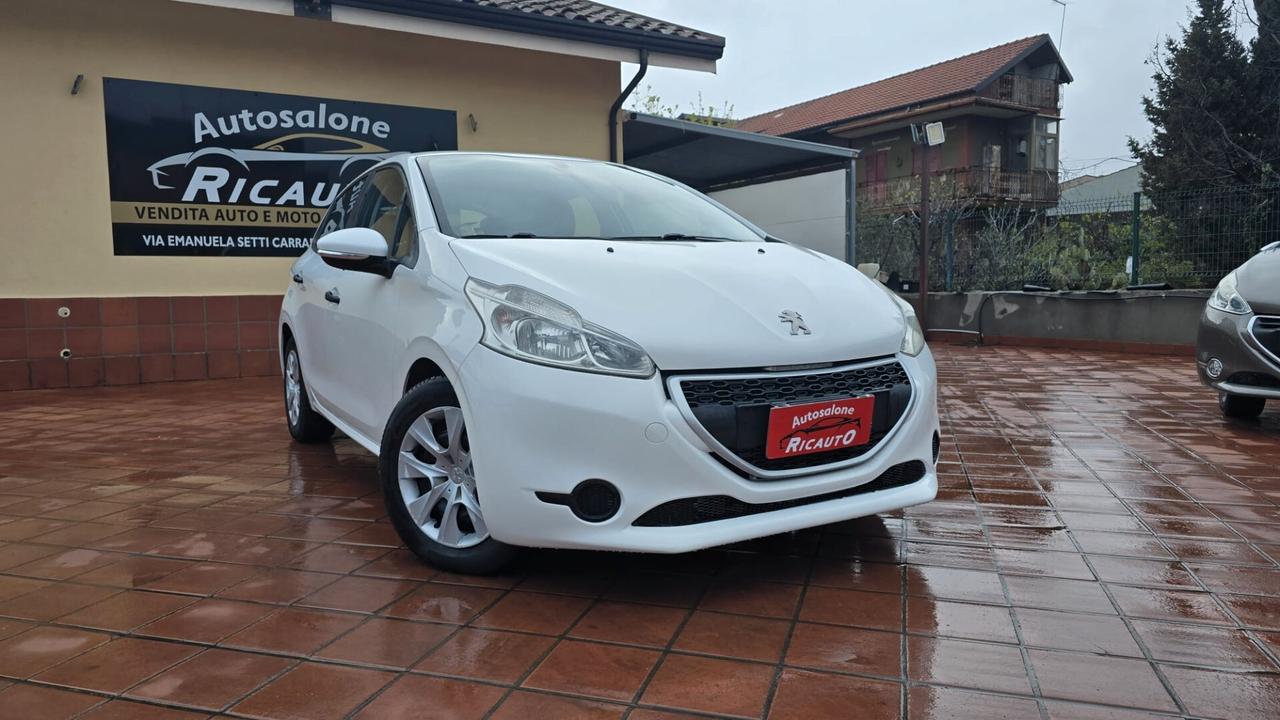 Peugeot 208 1.4 HDi 68 CV 5 porte Active