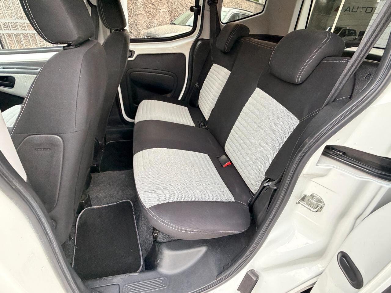 Fiat Qubo 1.3 MJT 95 CV Trekking