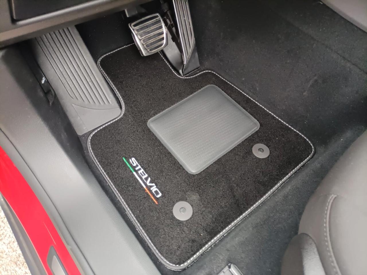 Alfa Romeo Stelvio 2.2 Turbodiesel 160 CV AT8 RWD Super Business