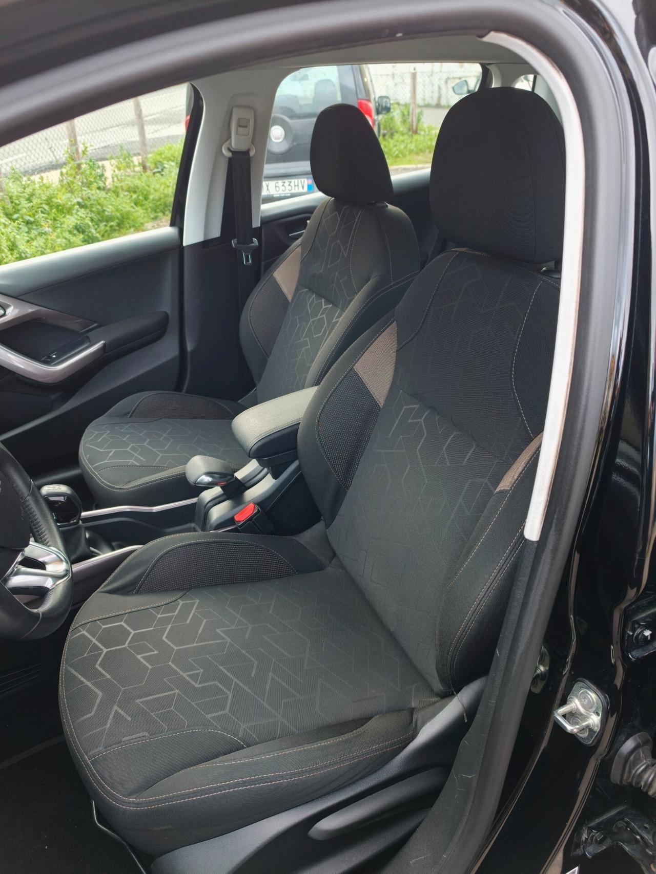 Peugeot 2008 1.2 VTi Active 82cv