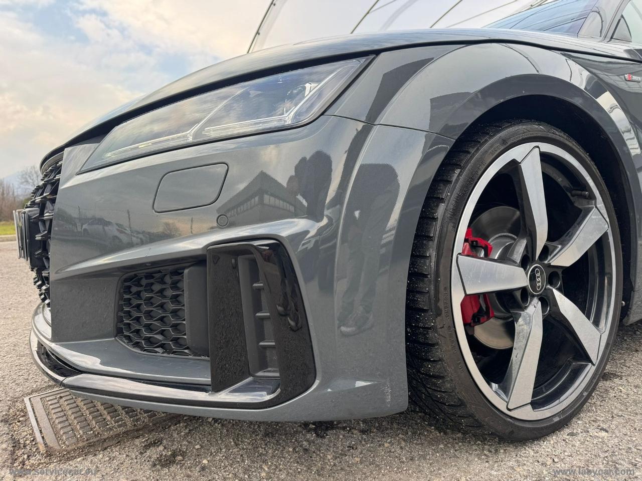 AUDI TT Coupé 40 TFSI S tr COMPETITION