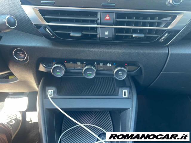 CITROEN E-C4 motore elettrico 136 CV Shine