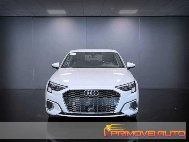 AUDI A3 Sedan 35 TFSI S tronic Business Advanced